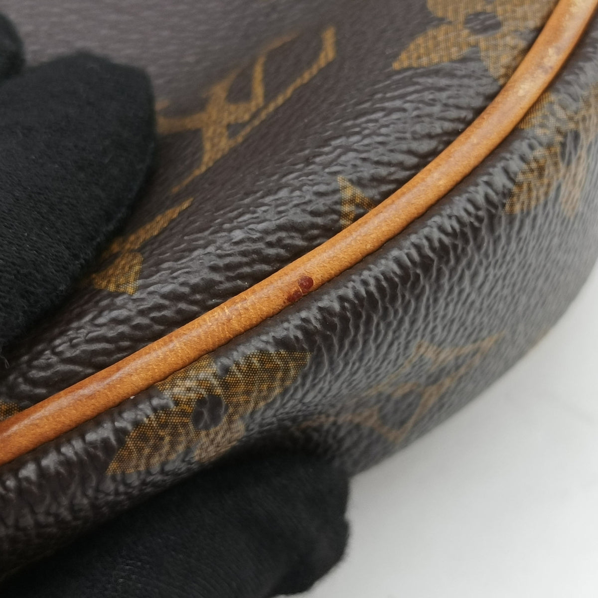 Vintage Louis Vuitton Odeon PM Brown Monogram Canvas M56390 shoulderbag | stylenewstar
