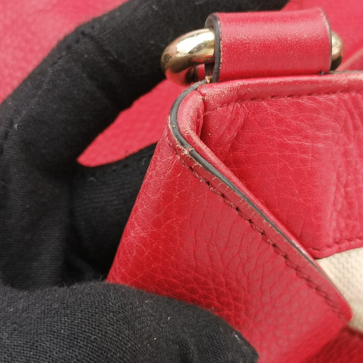 Pre-owned Gucci Soho Red Leather 282309 handbag | stylenewstar