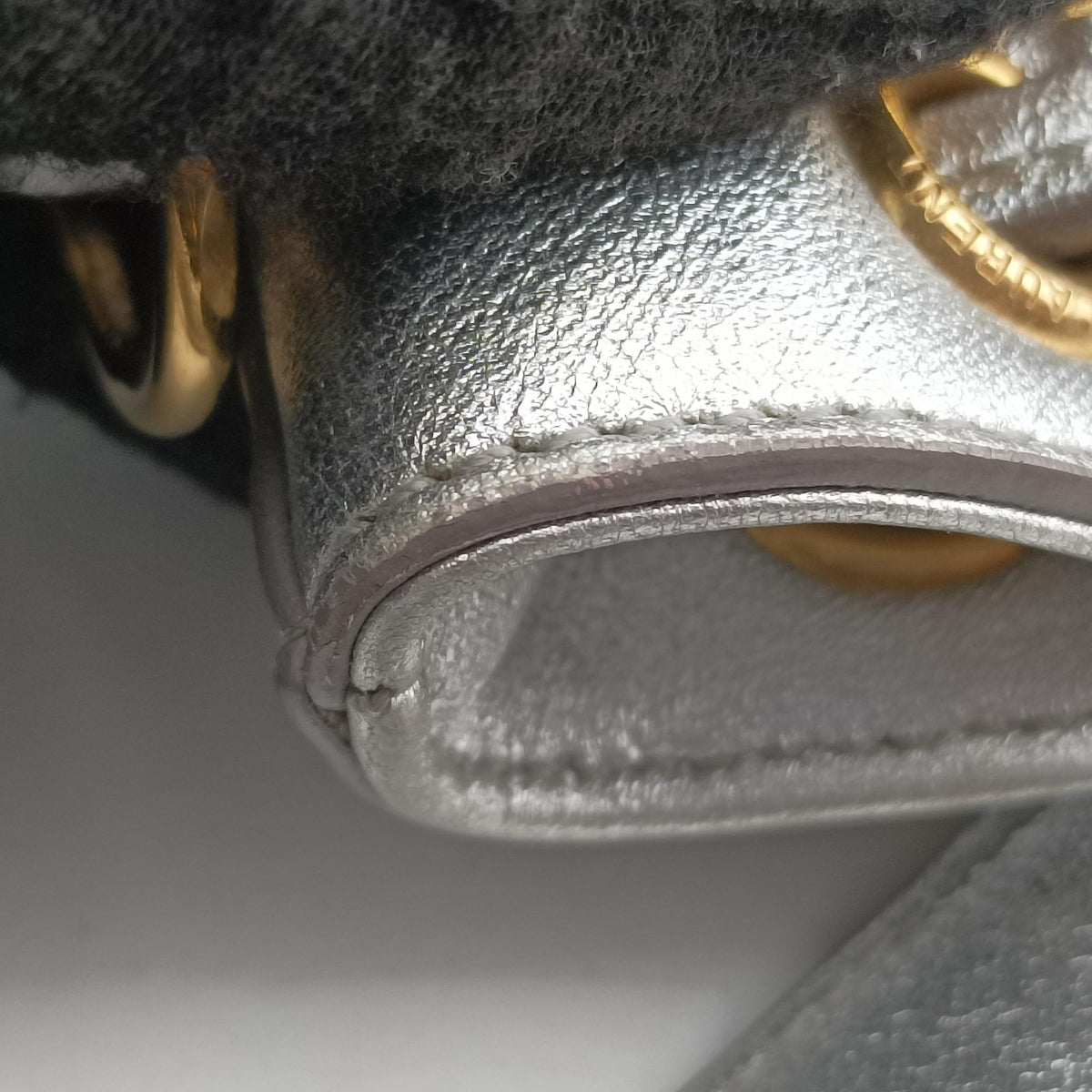 Pre-owned Yves Saint Laurent Emmanuelle Bucket Silver×Multicolour Leather 357603 shoulderbag | stylenewstar