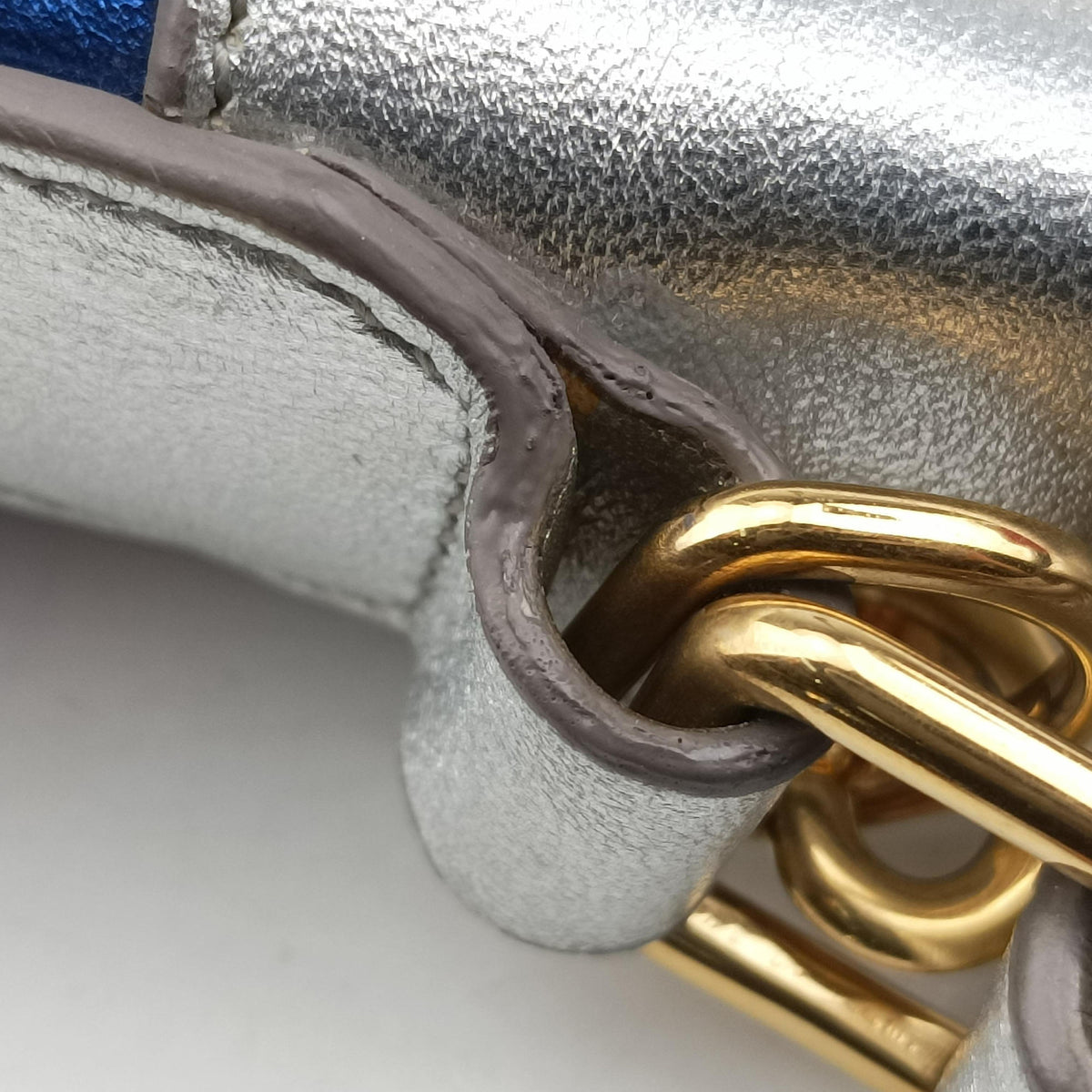 Pre-owned Yves Saint Laurent Emmanuelle Bucket Silver×Multicolour Leather 357603 shoulderbag | stylenewstar