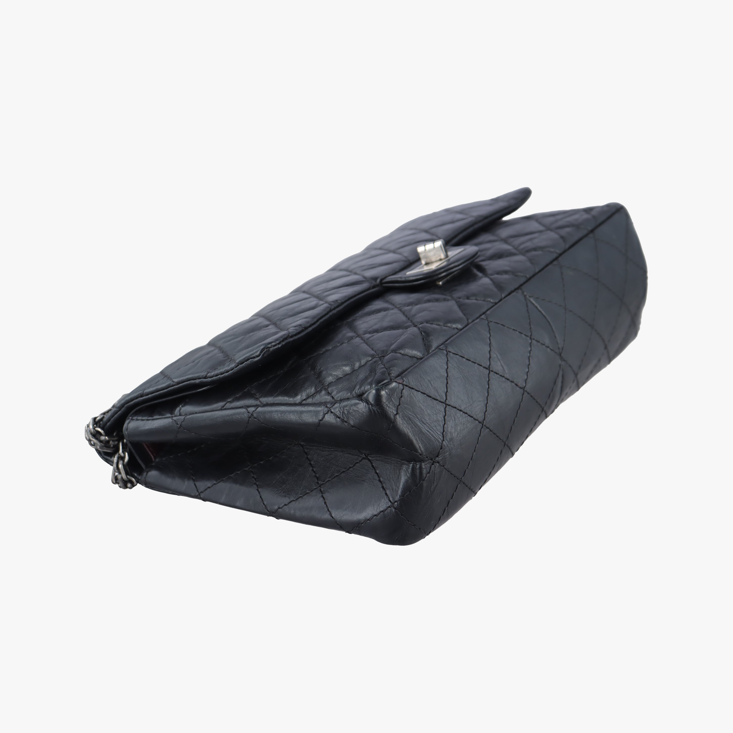 Pre-owned Chanel 2.55 Matelasse Black Lambskin  shoulderbag | stylenewstar
