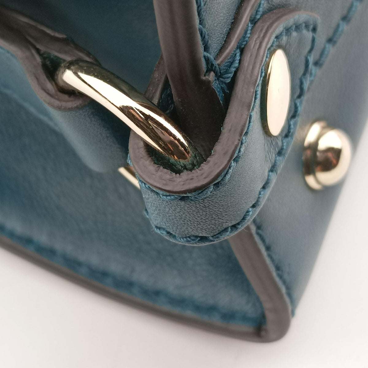 Pre-owned Gucci Stirrup Green Leather 277515 shoulderbag | stylenewstar