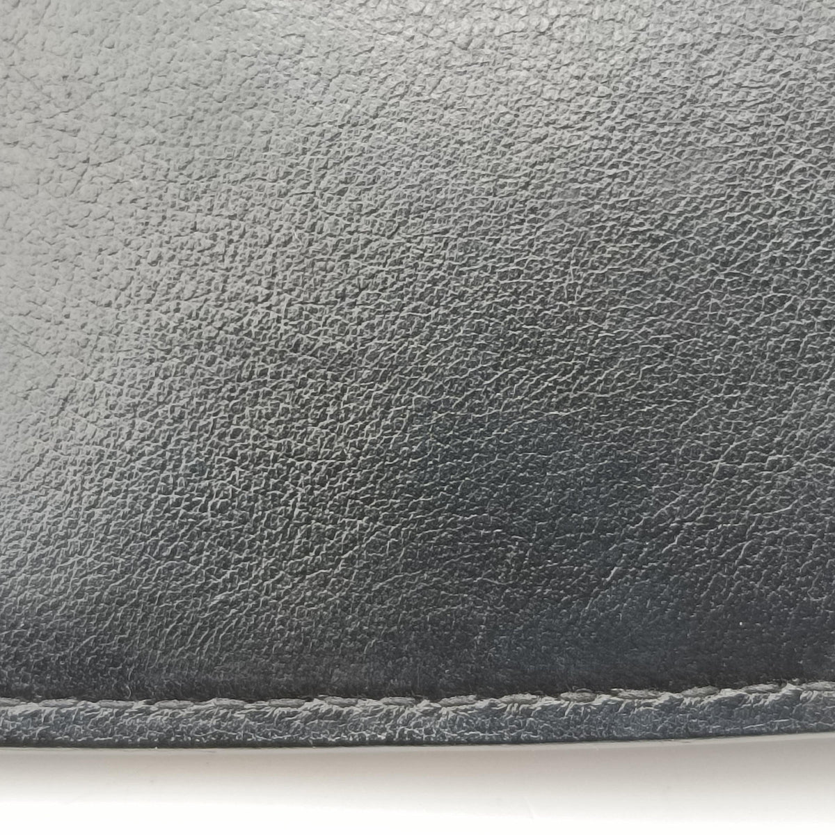 Secondhand Christian Dior Be Dior Black Leather  shoulderbag | stylenewstar