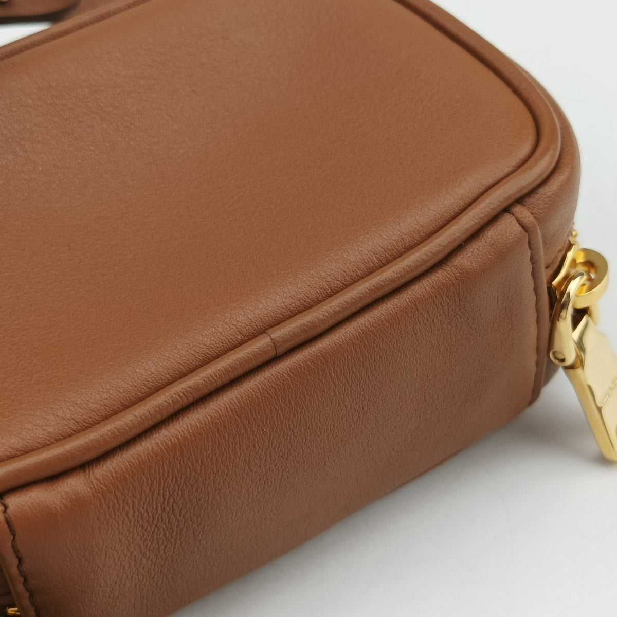 Pre-owned Miu Miu Beau Micro Brown Leather  handbag | stylenewstar