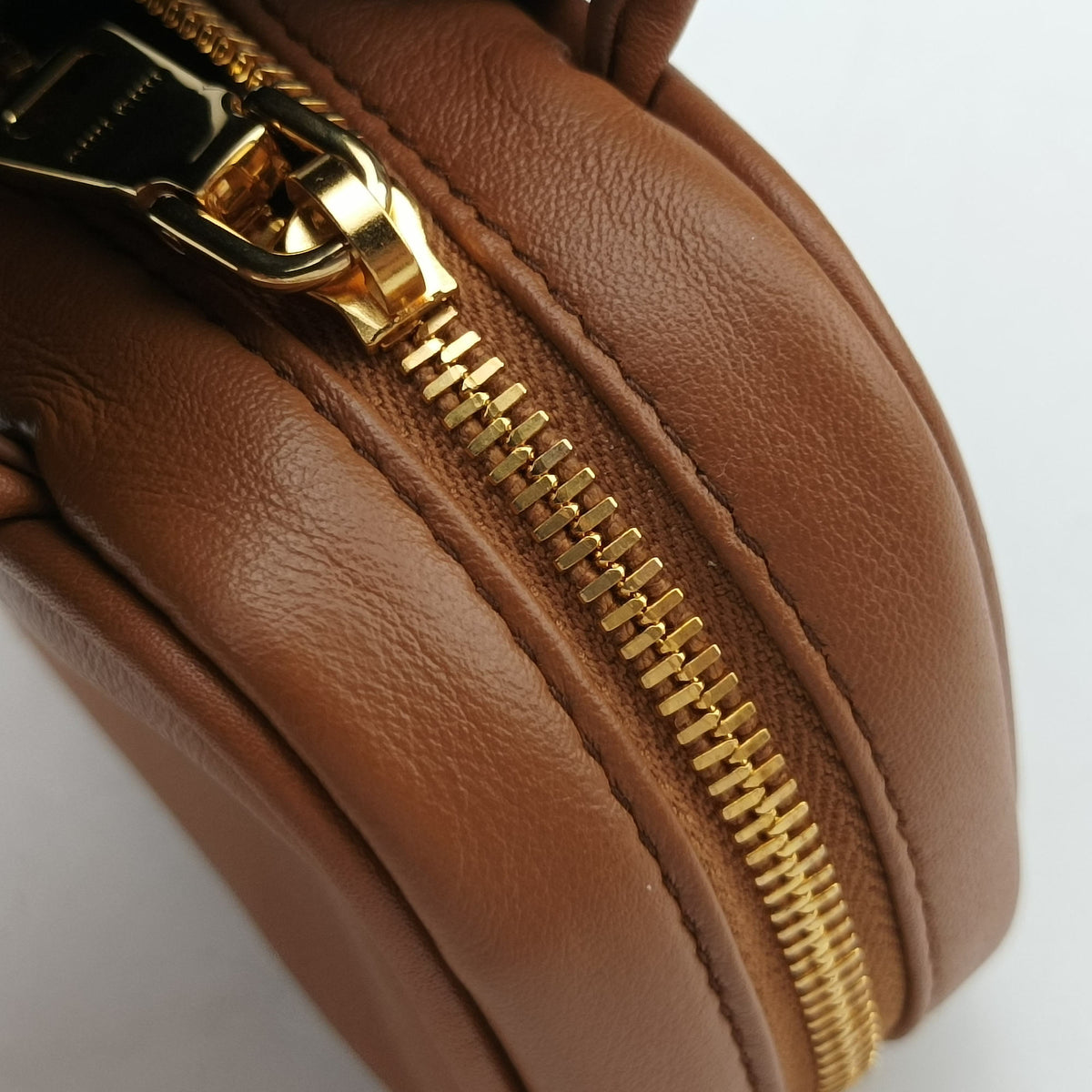 Pre-owned Miu Miu Beau Micro Brown Leather  handbag | stylenewstar