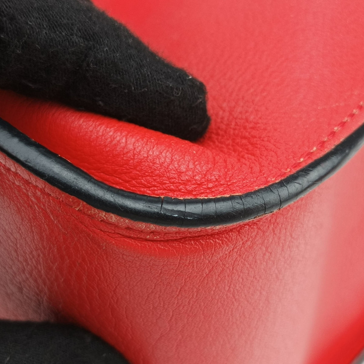 Pre-owned Loewe hammock Red leather  shoulderbag | stylenewstar