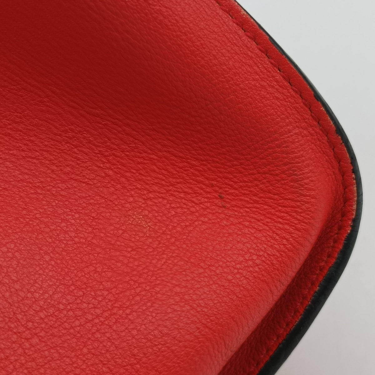 Pre-owned Loewe hammock Red leather  shoulderbag | stylenewstar