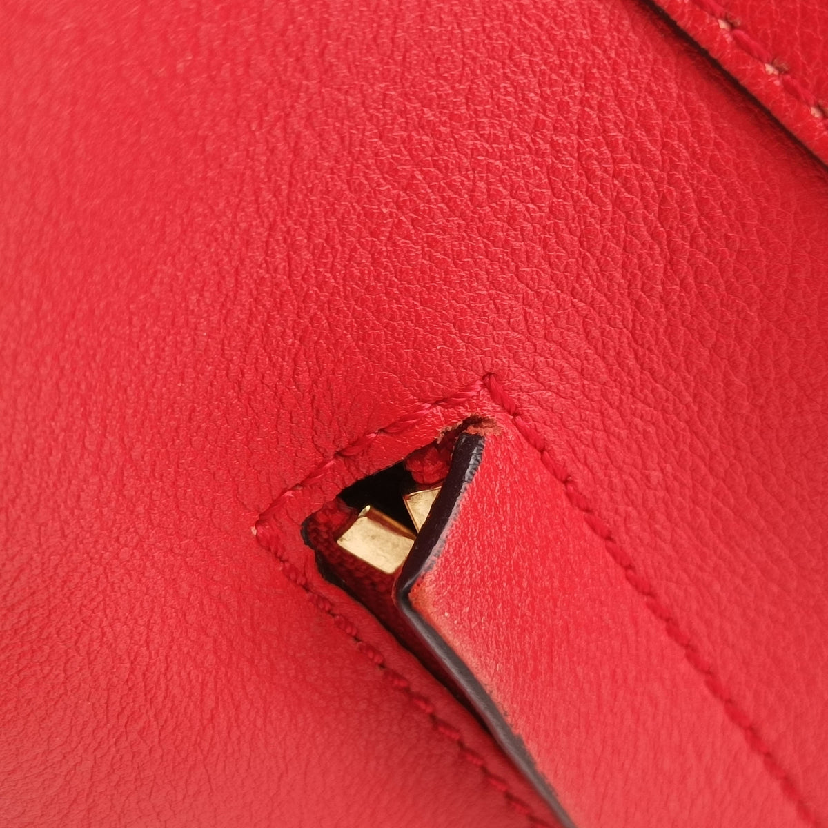 Pre-owned Loewe hammock Red leather  shoulderbag | stylenewstar