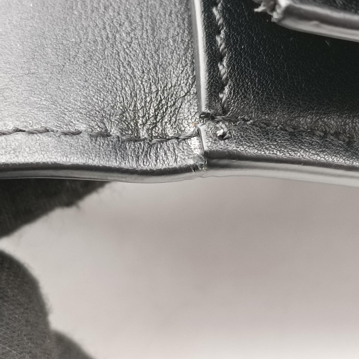 Secondhand VERSACE Virtus Black Leather  shoulderbag | stylenewstar