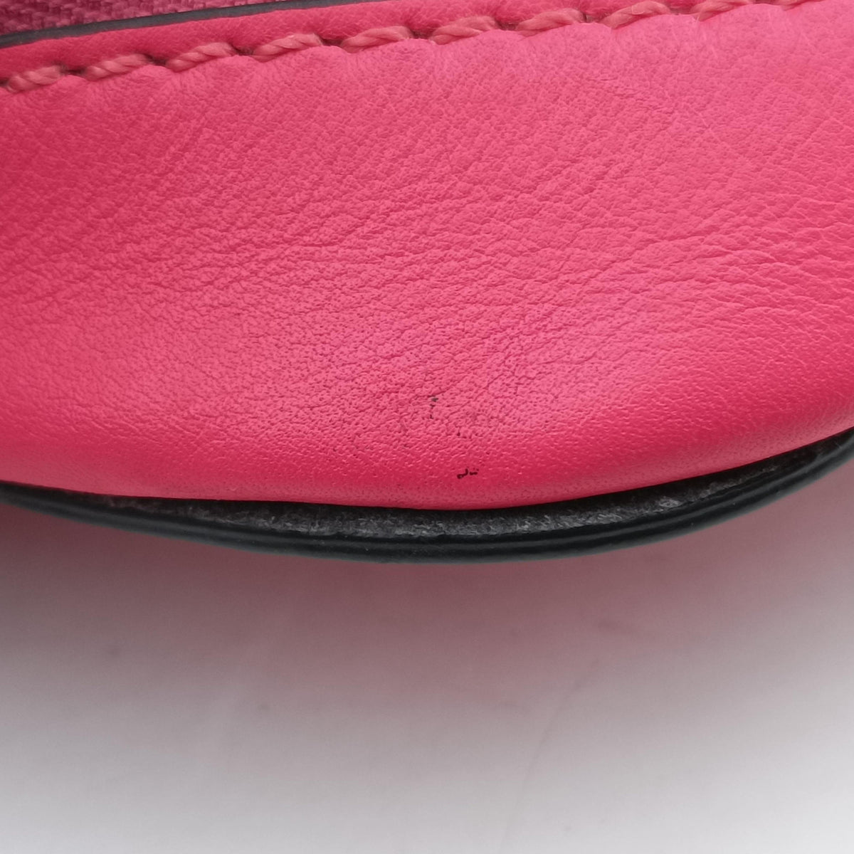 Pre-owned Valentino Rockstud Rose Leather  shoulderbag | stylenewstar