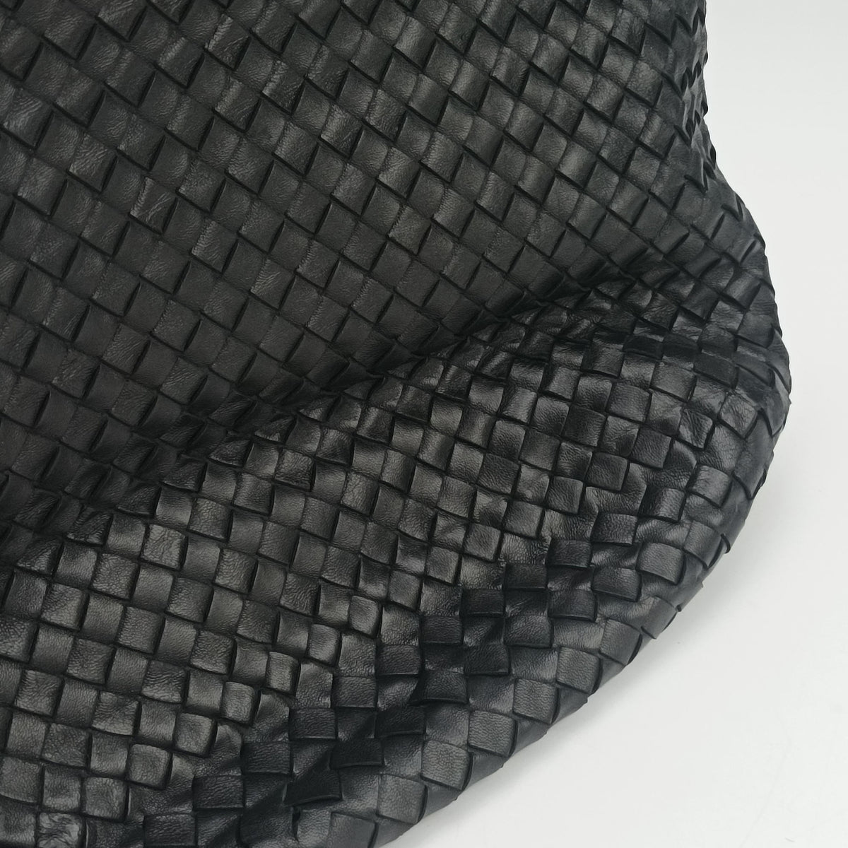 Vintage Bottega Veneta Intrecciato Black lambskin  handbag | stylenewstar
