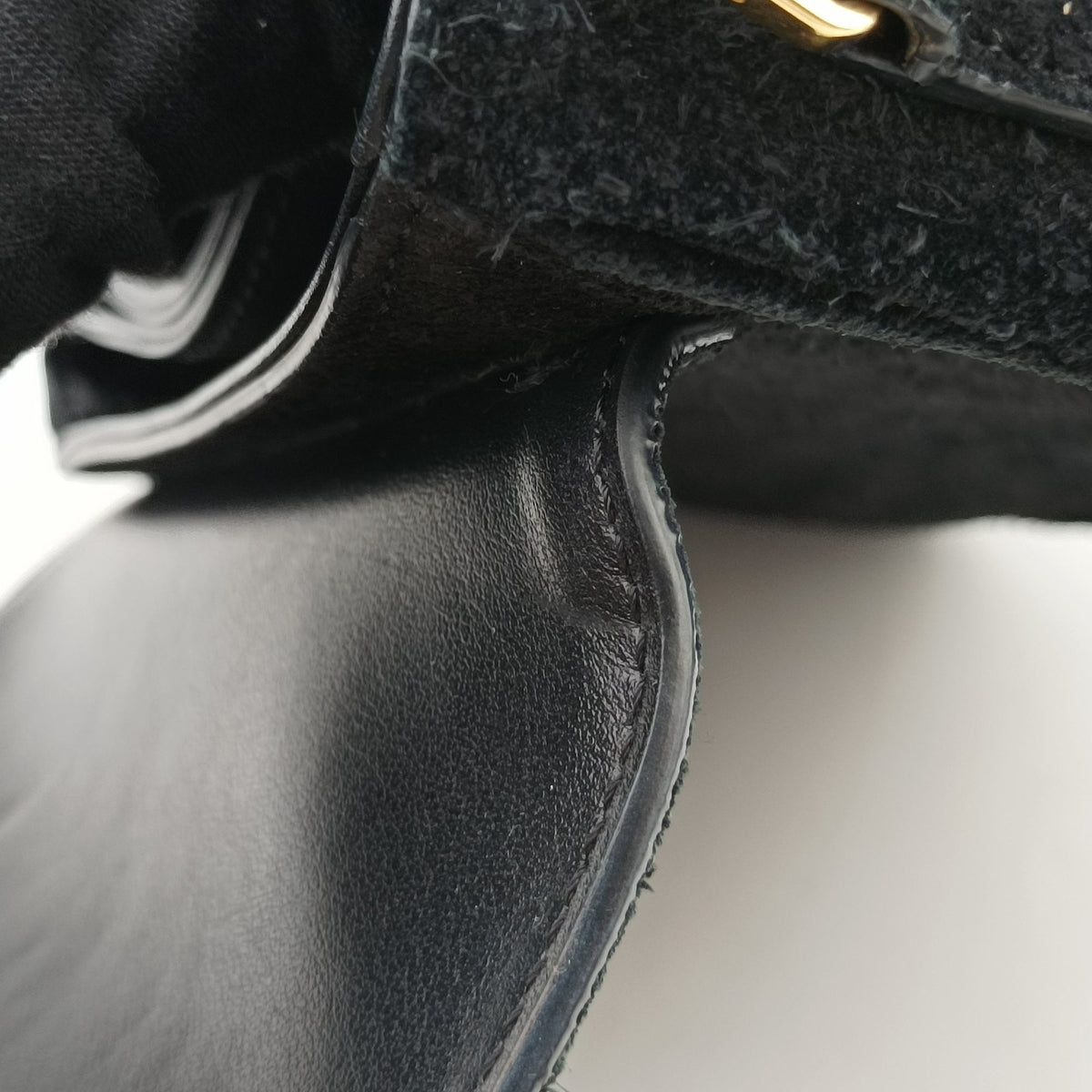 Pre-owned Celine C bag Black Suede  shoulderbag | stylenewstar