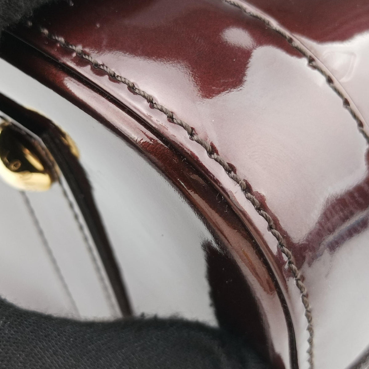 Vintage Louis Vuitton Alma PM Amarante Vernis M91611 handbag | stylenewstar