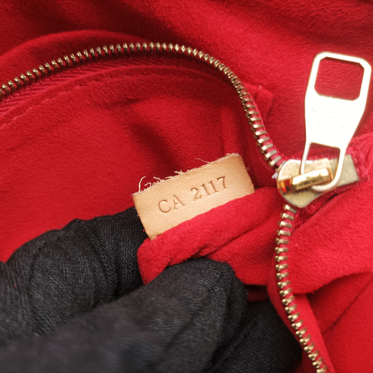 Pre-owned Louis Vuitton PALLAS Chain Brown×CERISE Monogram Canvas×calf leather M41201 shoulderbag | stylenewstar