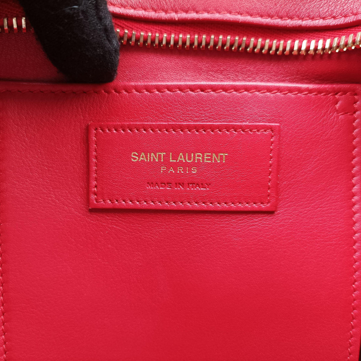 Pre-owned Yves Saint Laurent BABY CABAS Red Leather 394461 shoulderbag | stylenewstar