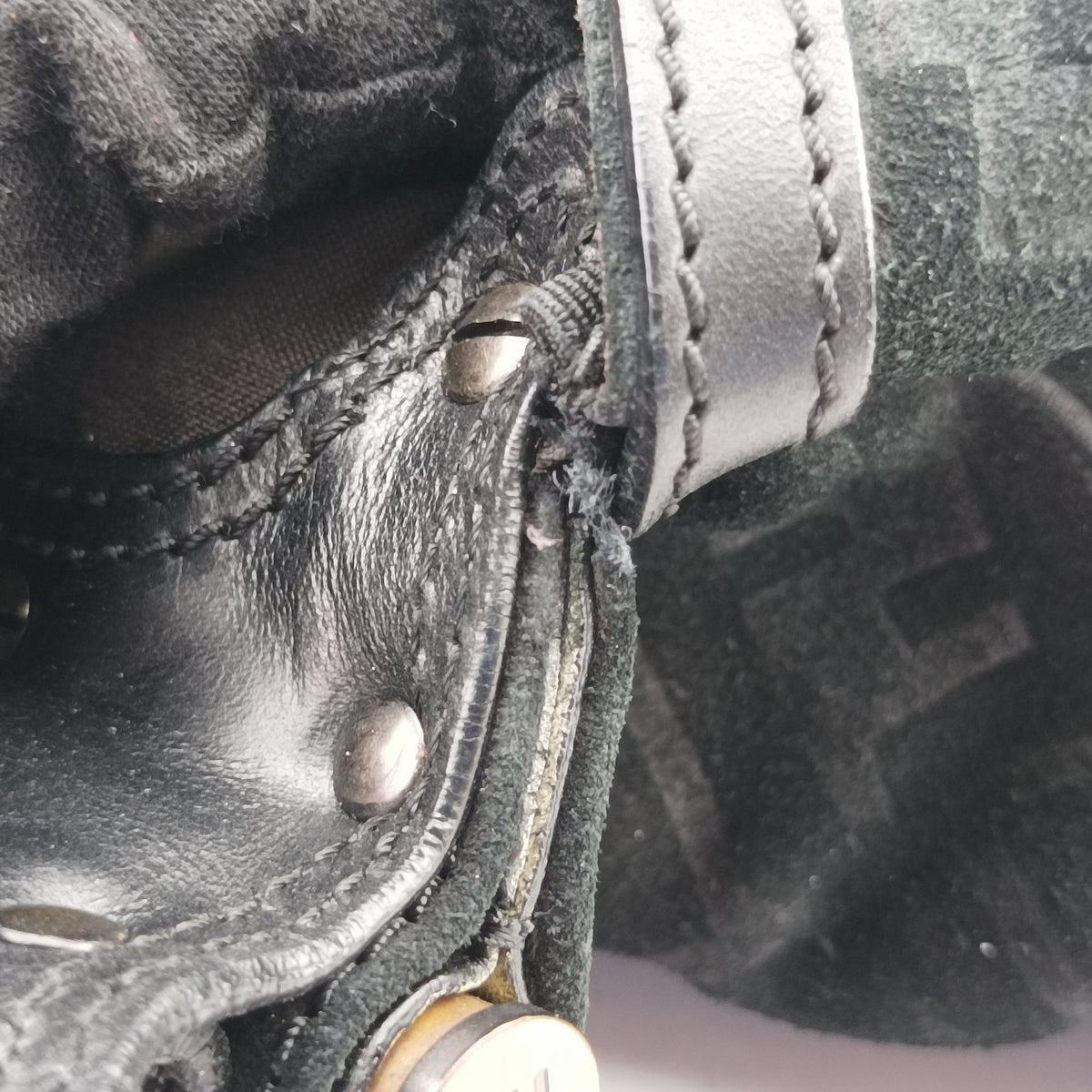 Secondhand Fendi Zucca Borse Magic Black Suede × Leather 8BN143 handbag | stylenewstar